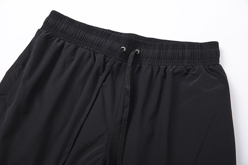 AMRI Letter Logo Print Short