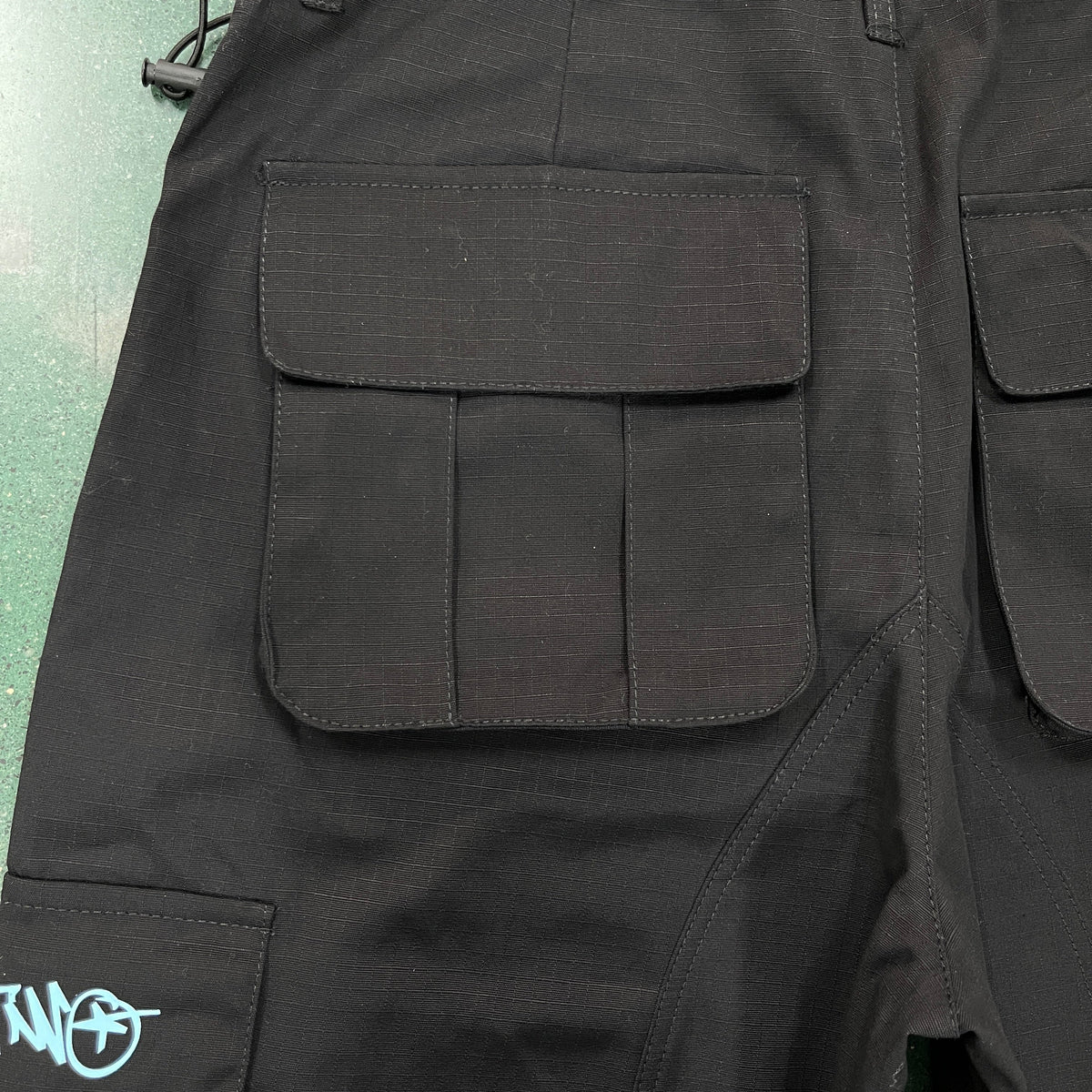 MinusTwo Cargo Pants