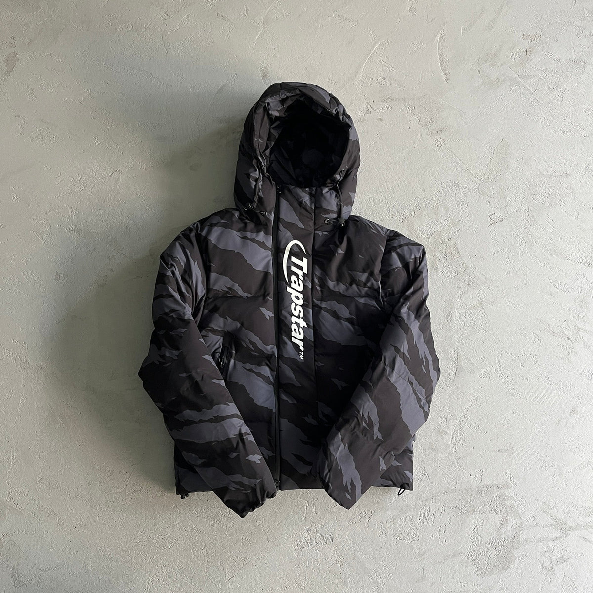 Trapstar Puffer Jacket Hyperdrive Technical Black Tiger Camo