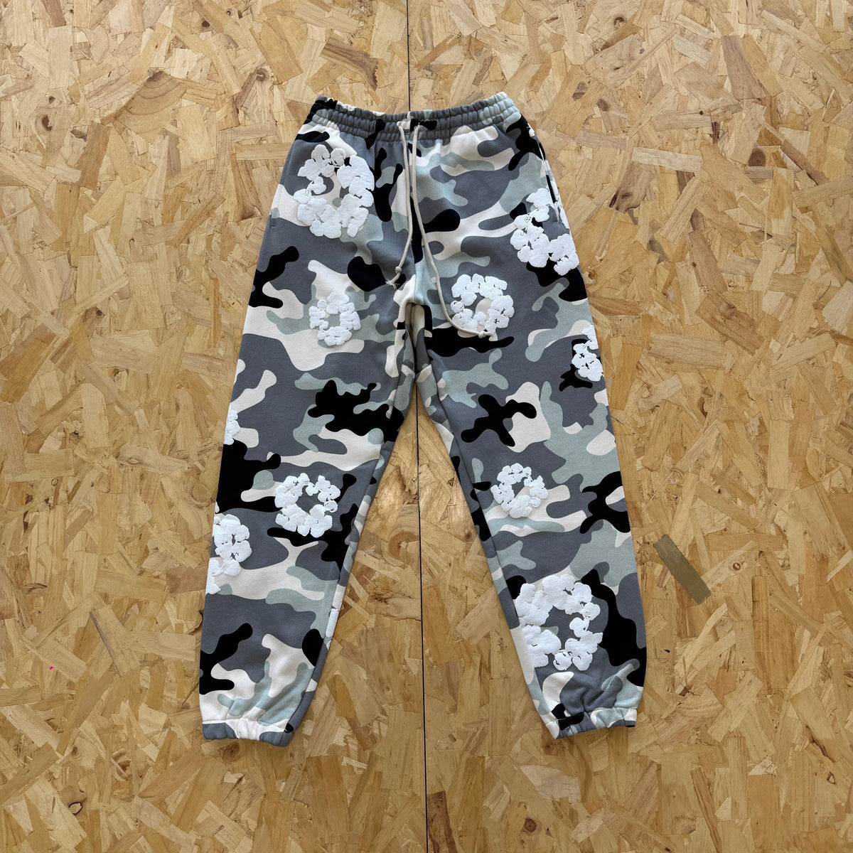 Denim Tears Camo Trousers 1:1  4+